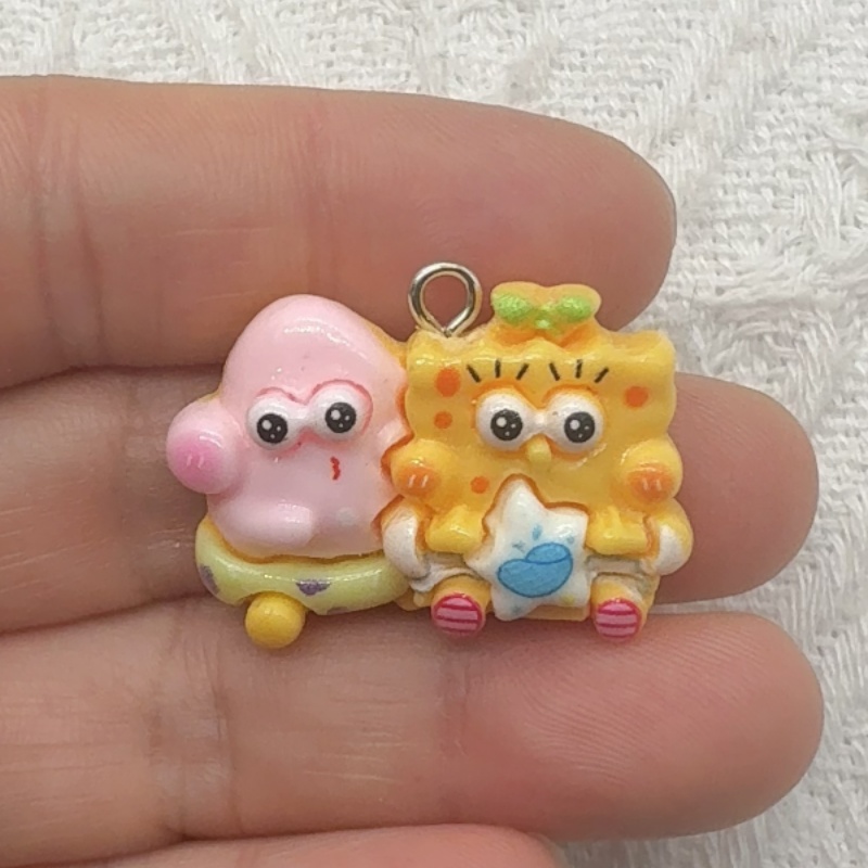 10pcs cartoon resin pendant, D - Party Games Spy 评论和价格